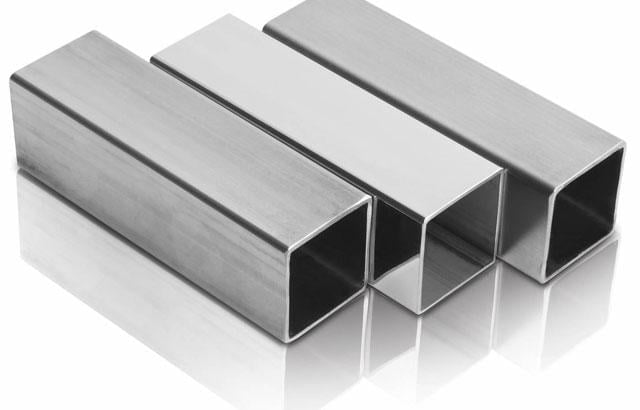 TUBO QUADRADO INOX 304 A-554 1,20MM ESP 25MM X 25MM POLIDO EXTERNO